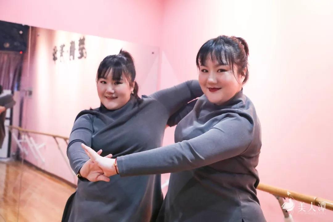 95后雙胞胎楚俏組合