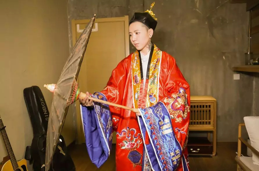 賀恩