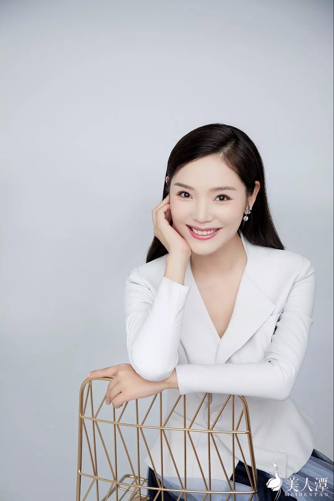 美人潭|職場女神 鄭州地鐵女聲葉子：用聲音擁抱城市