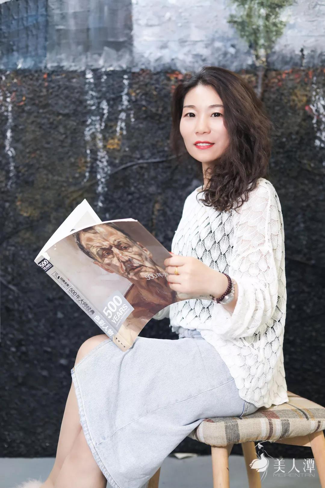 美人潭|文藝女神 自由插畫師袁小真：藏進(jìn)彩色泡泡里的女人
