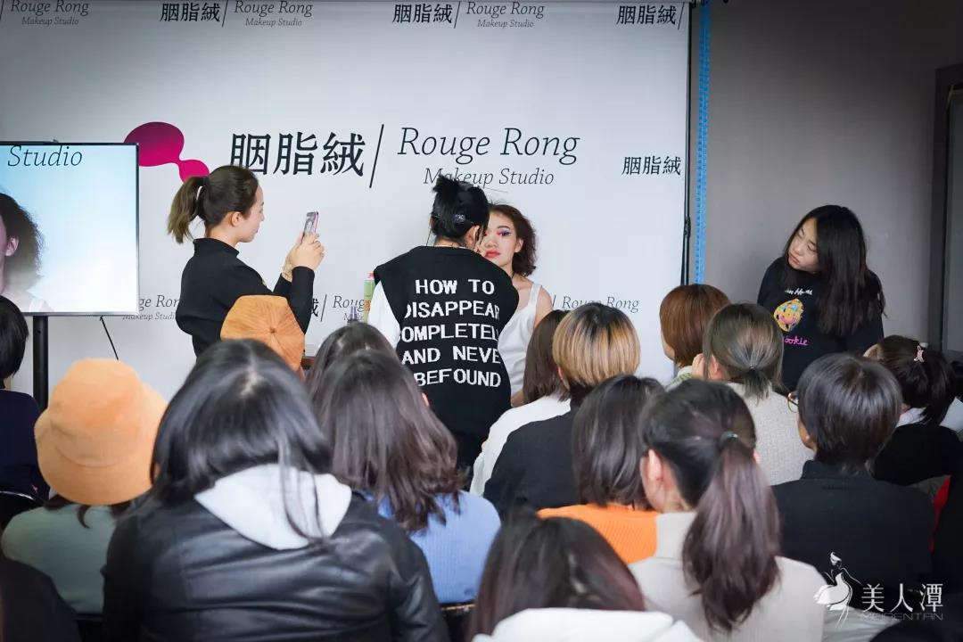美人潭|創(chuàng)業(yè)女神 胭脂絨創(chuàng)始人張瑢：一路叛逆，一路成長